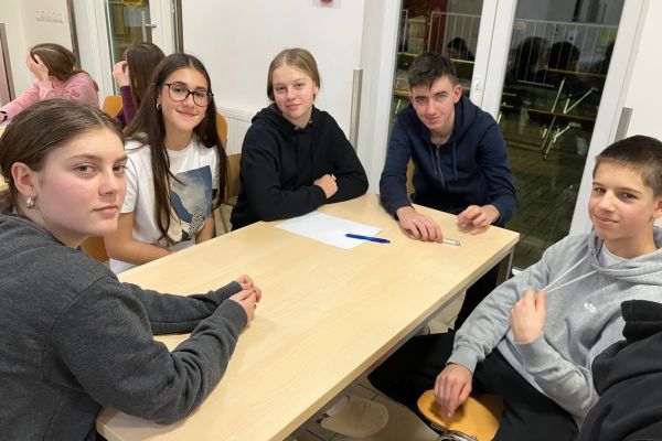 Po večerji je sledil kviz