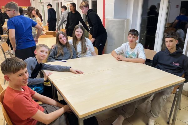 No, pa naj bo še eno poziranje