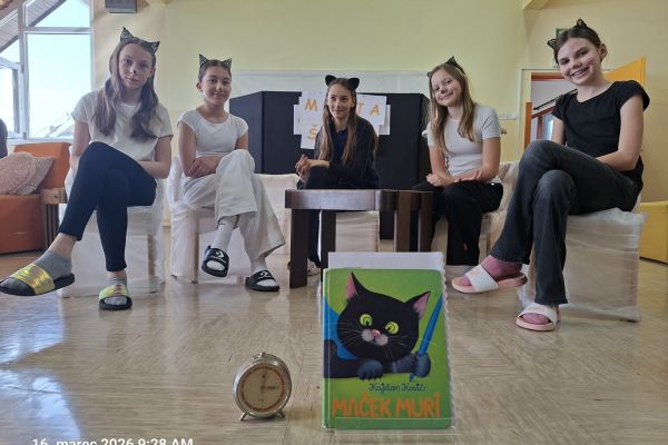 Članice Igralskega kluba