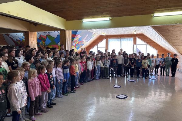 Zbrali smo se v mali telovadnici in zap